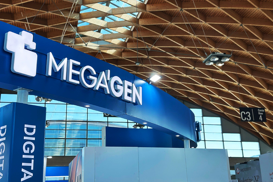 Stand MegaGen Expodental Meeting 2025