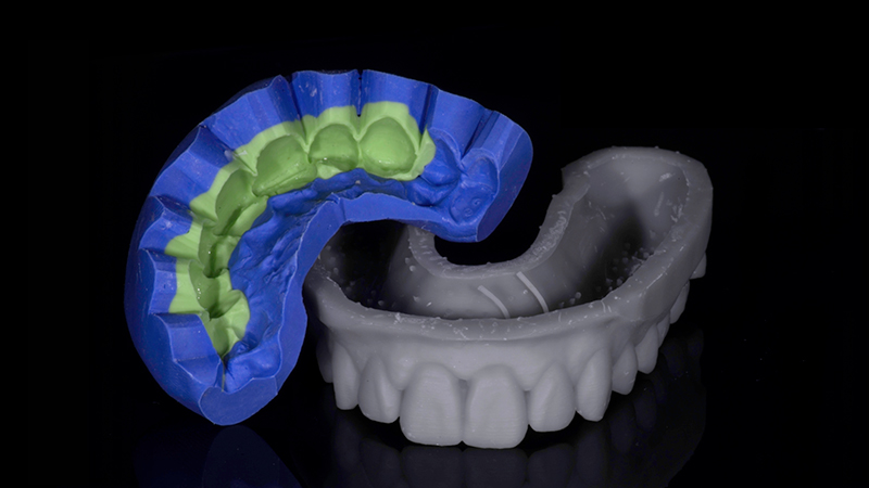 Modello prototipato e indice in silicone