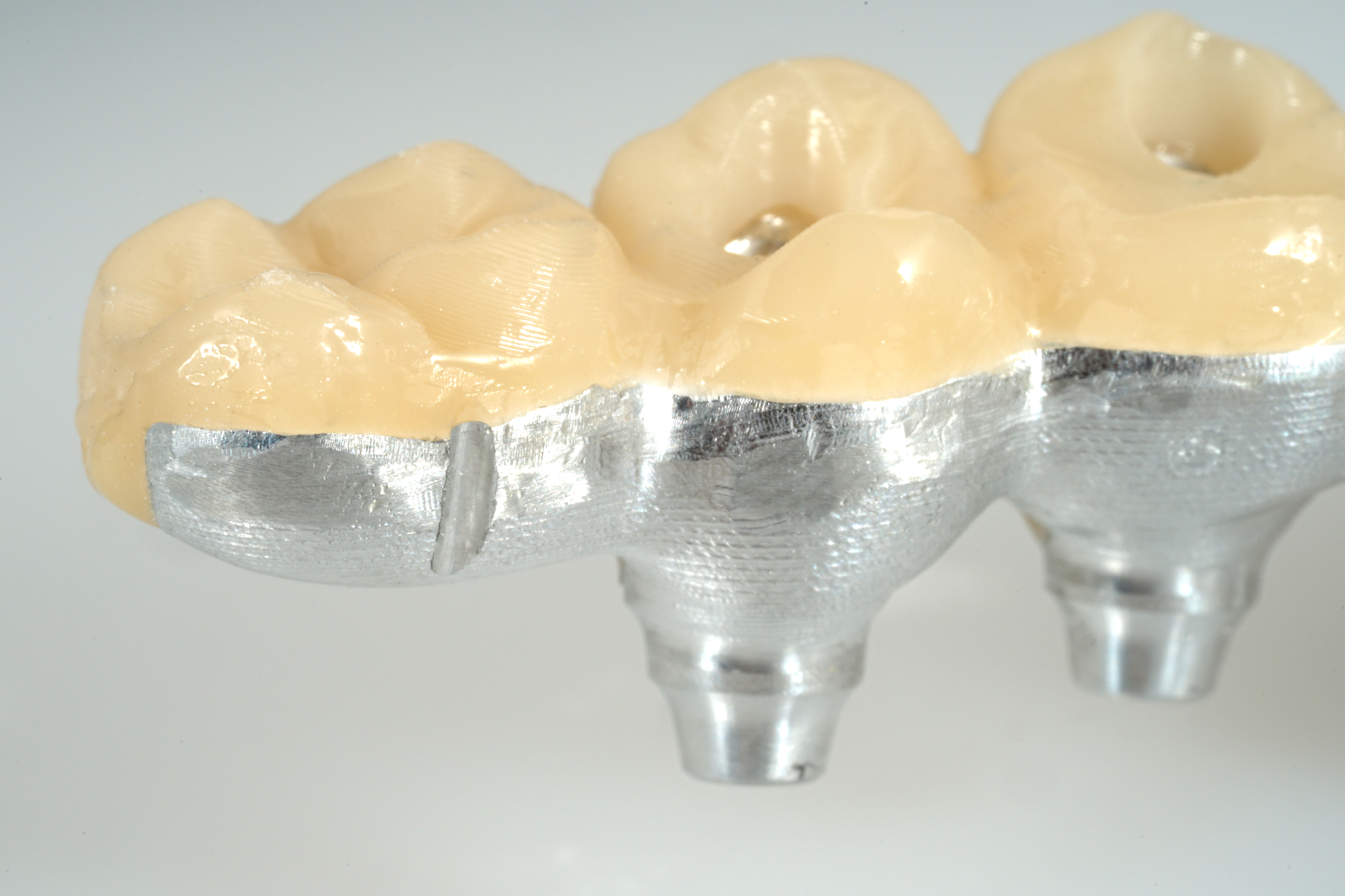 assemblaggio strutture in alluminio