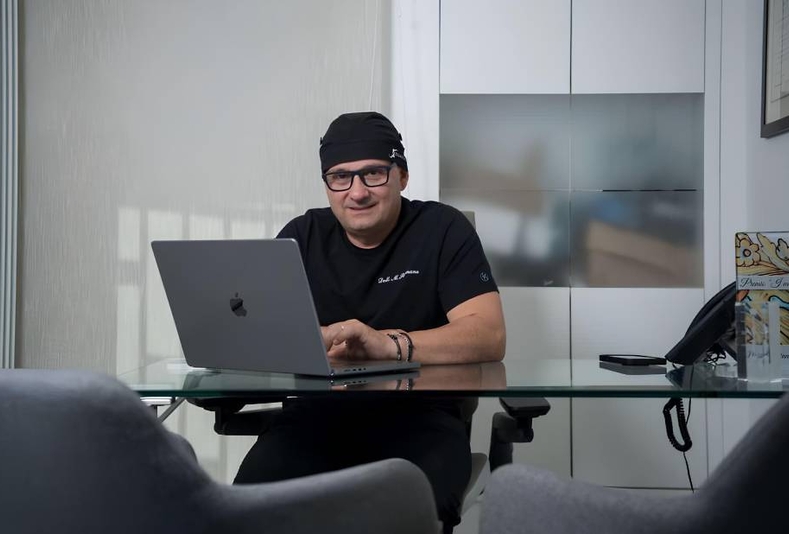 Dr. Massimiliano Sirignano