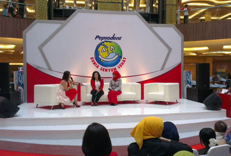 Presentazione risultati programma Tanya Pepsodent “Talk to a Dentist”