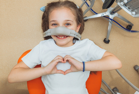 Bambina sotto sedazione cosciente