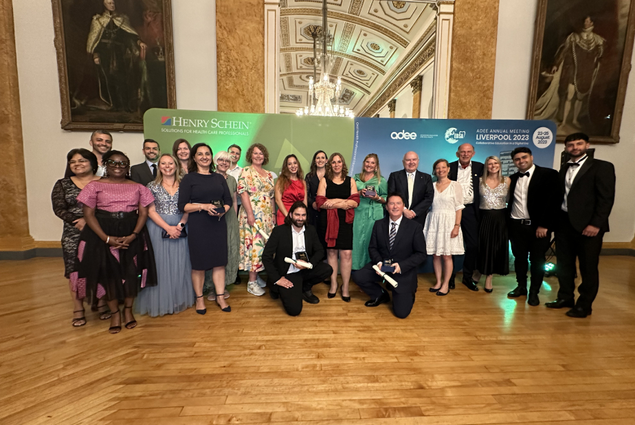 ADEE, EDSA ed Henry Schein annunciano i vincitori dei “2023 Oral Health Professional Educators’ ‘Practice Green©’ Awards”