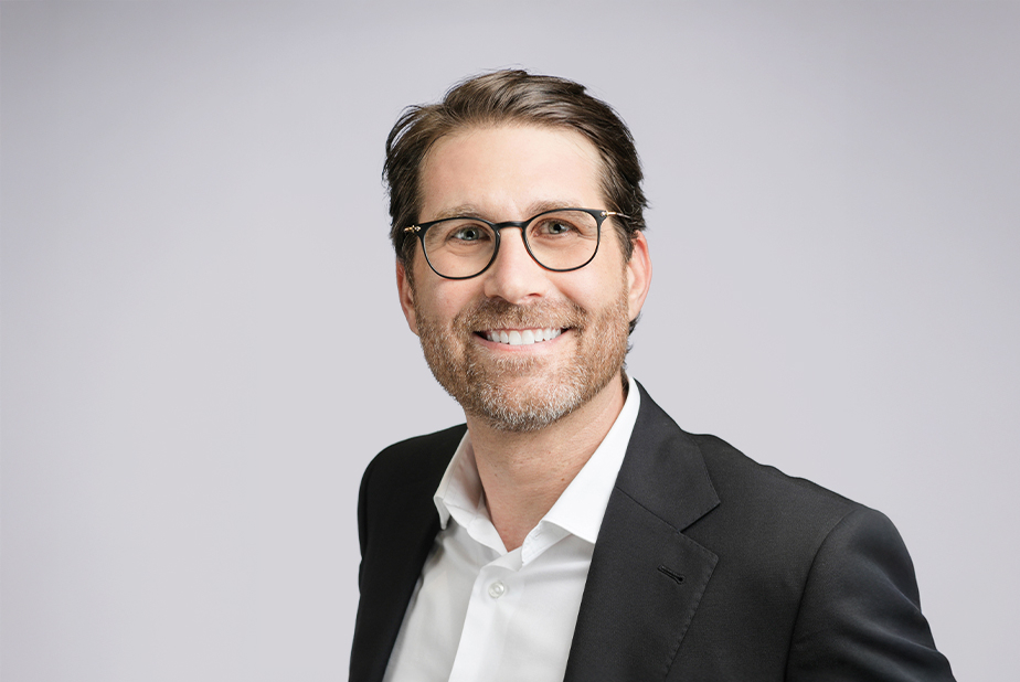 Dr. Gianluca Plotino